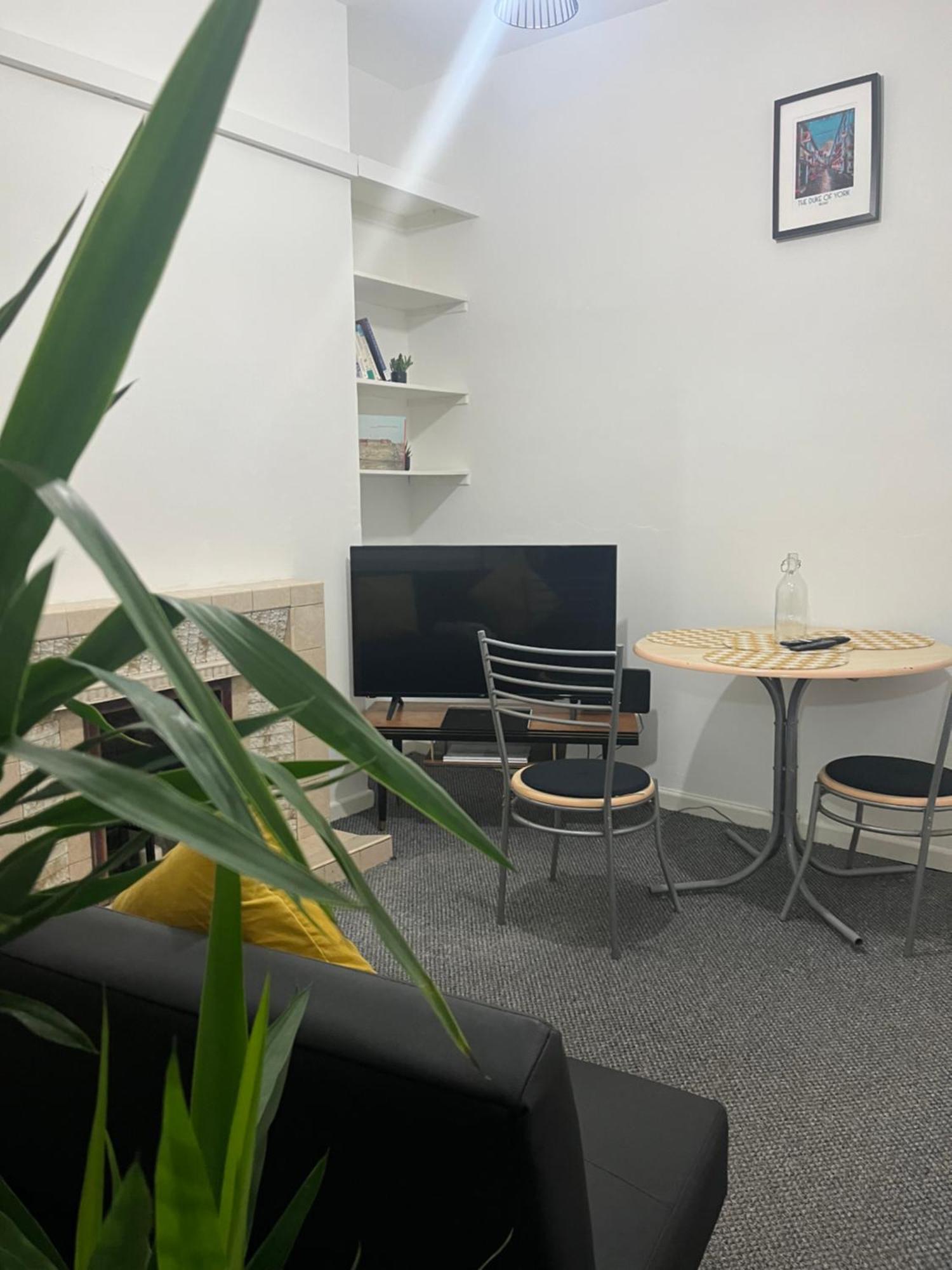 Loganberry Apartment Belfast Eksteriør bilde